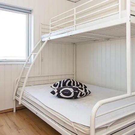 12 Person In Harbo Re Holiday home *