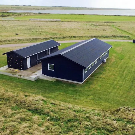 12 Person In Harboore-by Traum